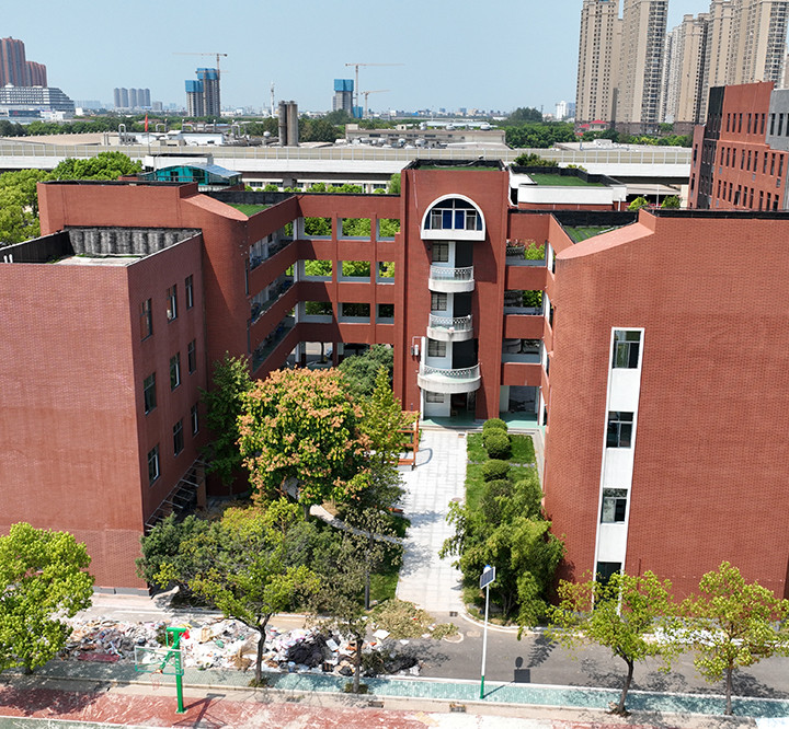 學校.jpg